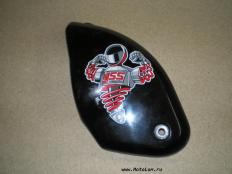 Левая накладка на воздушный фильтр Suzuki GSF600 Bandit Сузуки Бандит Part# 13920-27E00-000, 13920-26E01-000