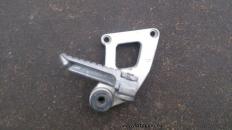 Правая задняя подножка с кронштейном на Kawasaki ZZR400-2 ZZR400 ZZR 400 Зизер 1993-2006 г.в.