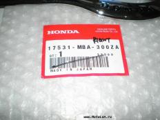 Оригинальный правый шильдик на бензобак Honda VT750 Black Widow Shadow Spirit A.C.E. Deluxe Aero Phantom RS Part# 17531-MBA-300Z
